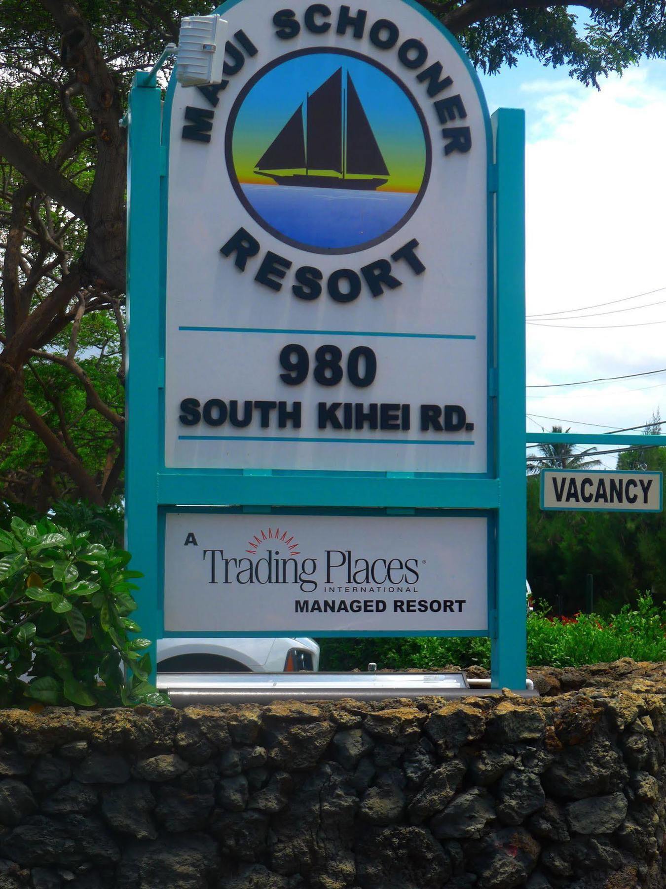 Maui Schooner Resort Kihei Exterior photo